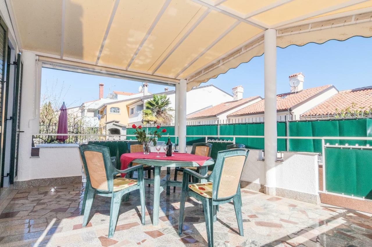 Villa California Poreč Dış mekan fotoğraf