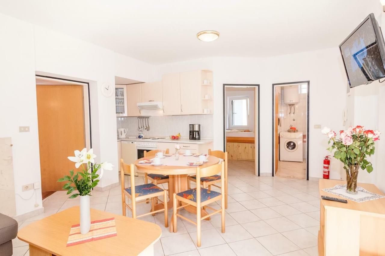 Villa California Poreč Dış mekan fotoğraf