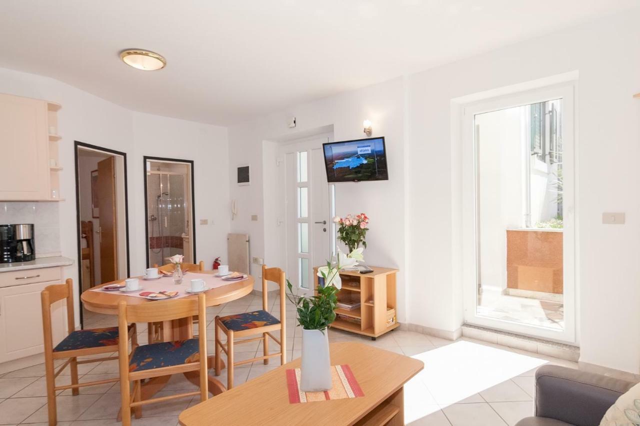 Villa California Poreč Dış mekan fotoğraf